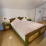 בית הארחה Haus Huis'n 3*