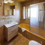 Haus Huis'n גראינאו