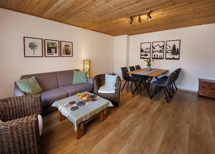 Haus Huis'n בית הארחה גראינאו