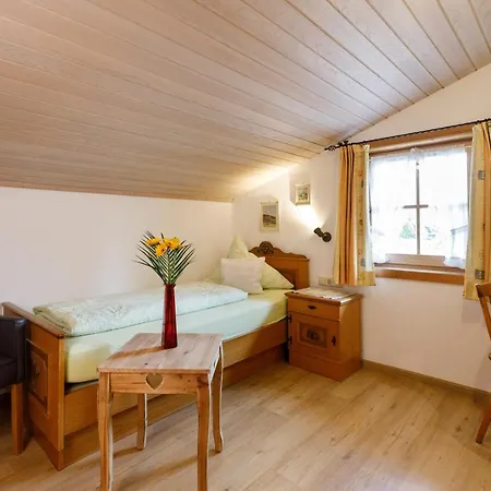 Guest house Haus Huis'n Grainau