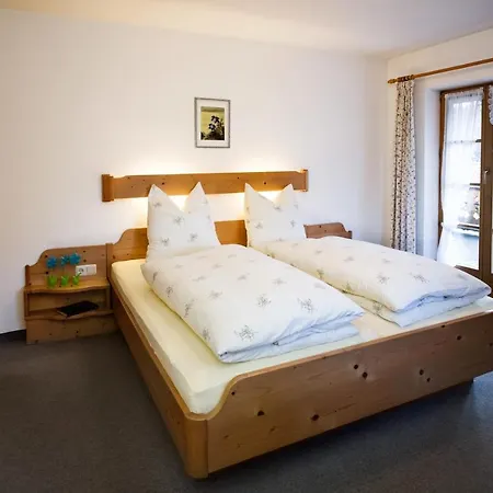 Guest house Haus Huis'n Grainau