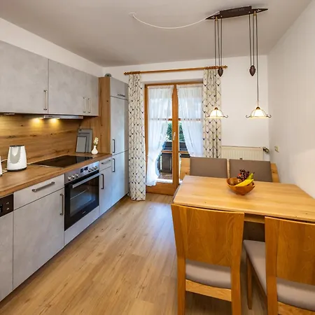Haus Huis'n Guest house