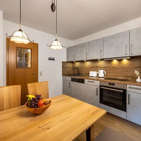 Haus Huis'n Guest house Grainau